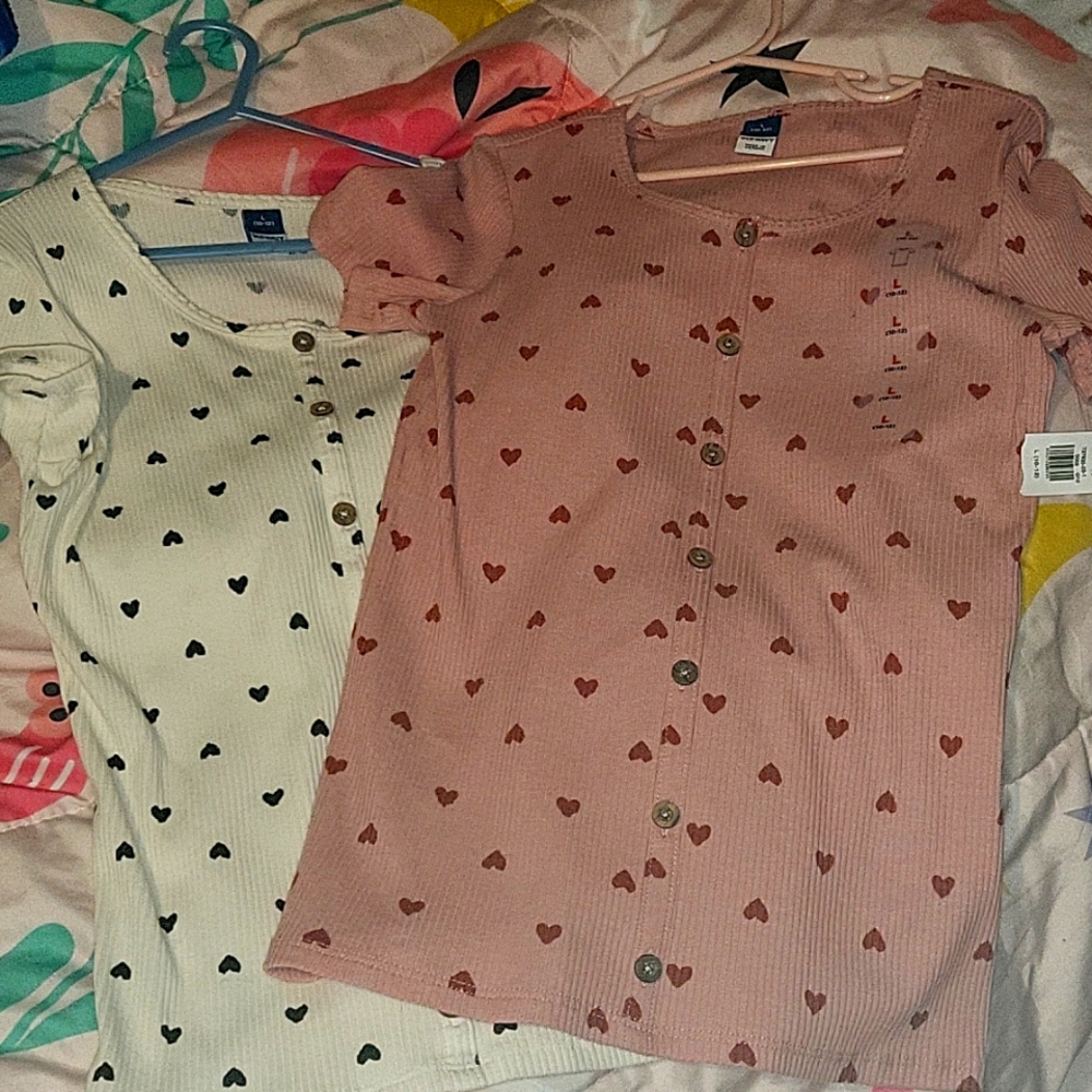 Lot of two Old Navy girls shirts/heart pattern